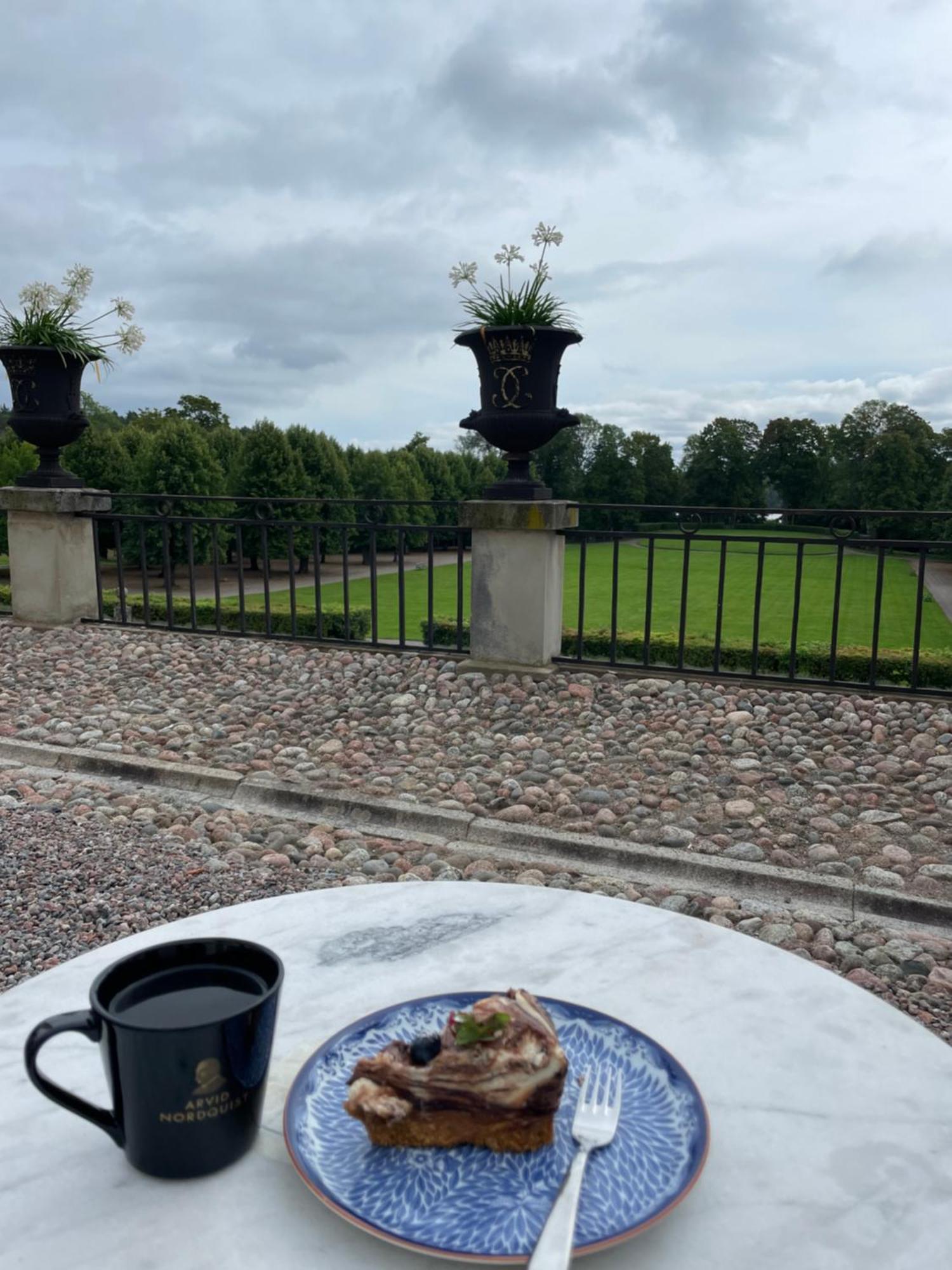 Ett Nytt Fraesch Hus Utanfoer Stockholm Naera Arlanda Villa Rosersberg Bagian luar foto