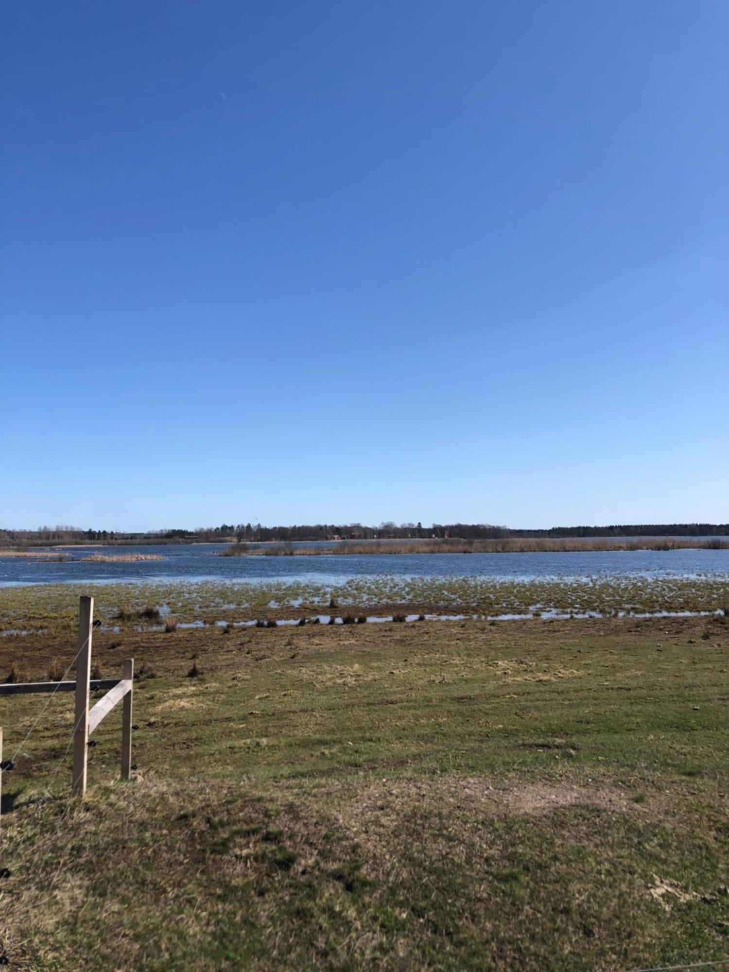 Ett Nytt Fraesch Hus Utanfoer Stockholm Naera Arlanda Villa Rosersberg Bagian luar foto