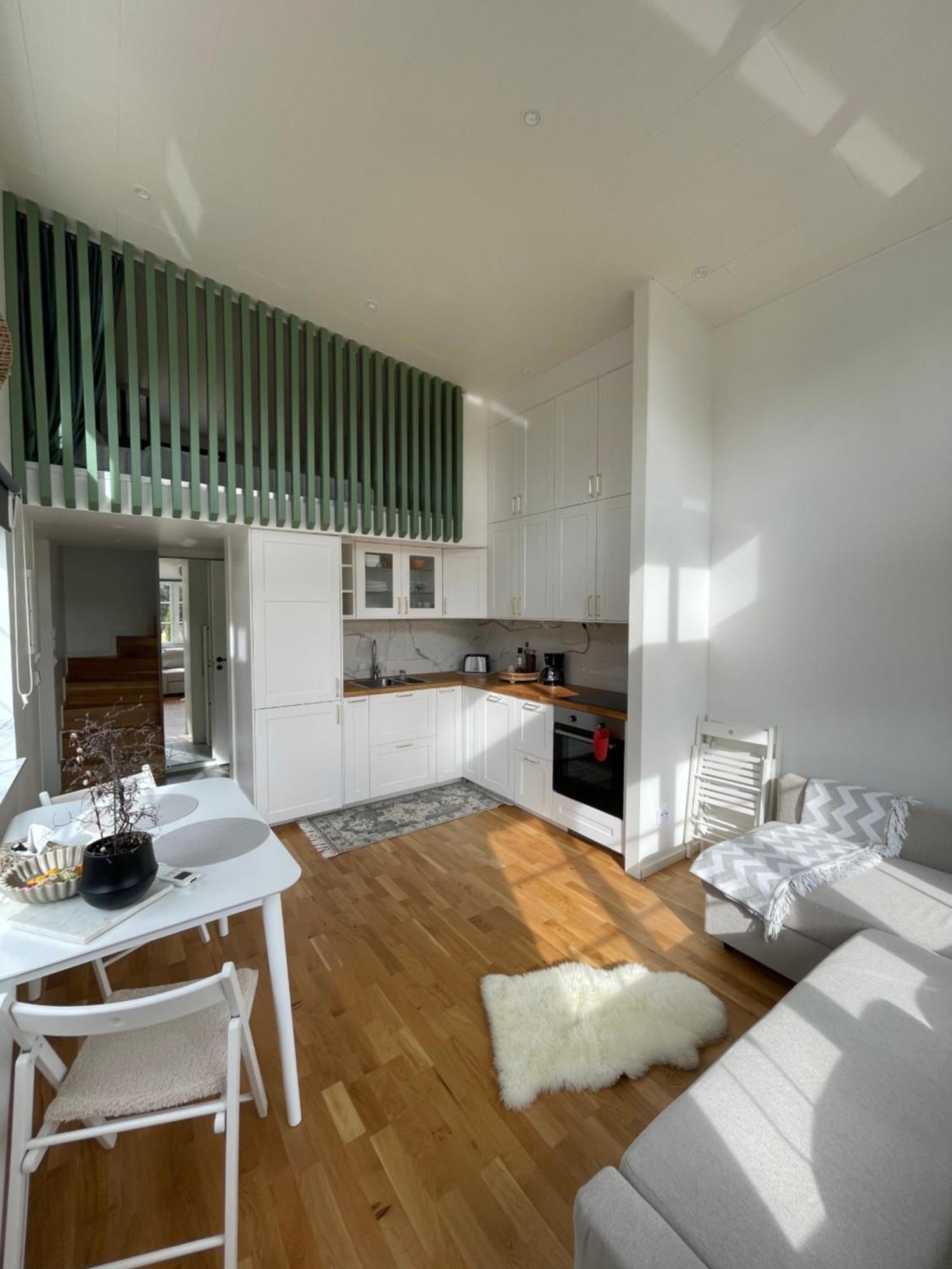 Ett Nytt Fraesch Hus Utanfoer Stockholm Naera Arlanda Villa Rosersberg Bagian luar foto