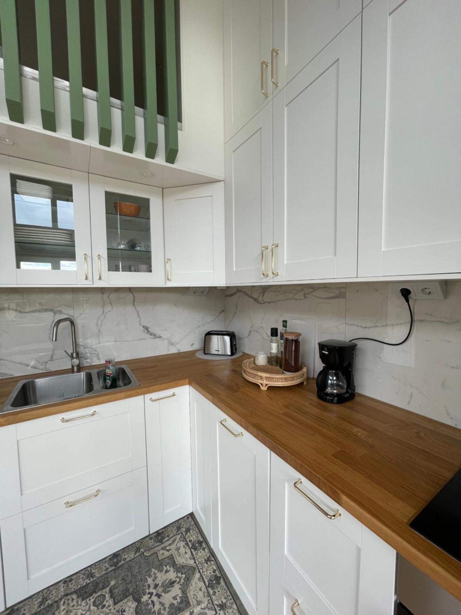 Ett Nytt Fraesch Hus Utanfoer Stockholm Naera Arlanda Villa Rosersberg Bagian luar foto